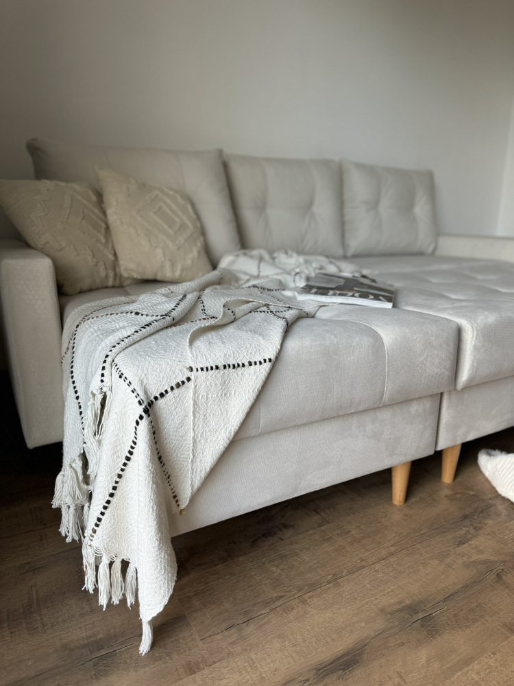 Lys beige sovesofa